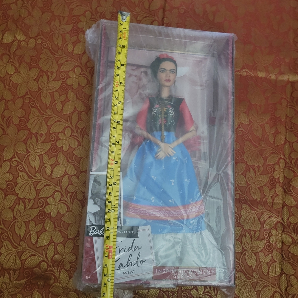 Barbie Series FRIDA KAHLO